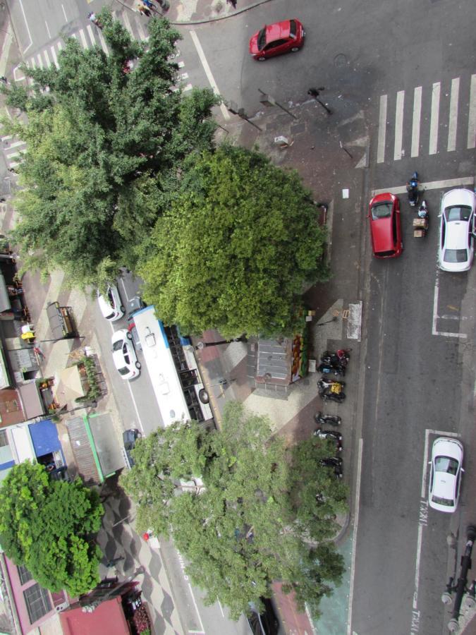 Nebias Palace Hotel Junto Da Avenida Ipiranga Com Sao Joao Em Frente Ao Bar Brahma Sp Sao Paulo Exterior photo